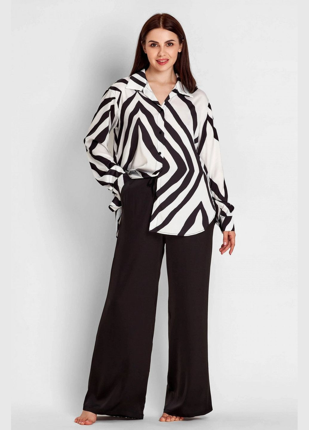 Чорно-білий демісезонний сатиновий комплект з принтом Anabel Arto 8166-6213-7 black/white