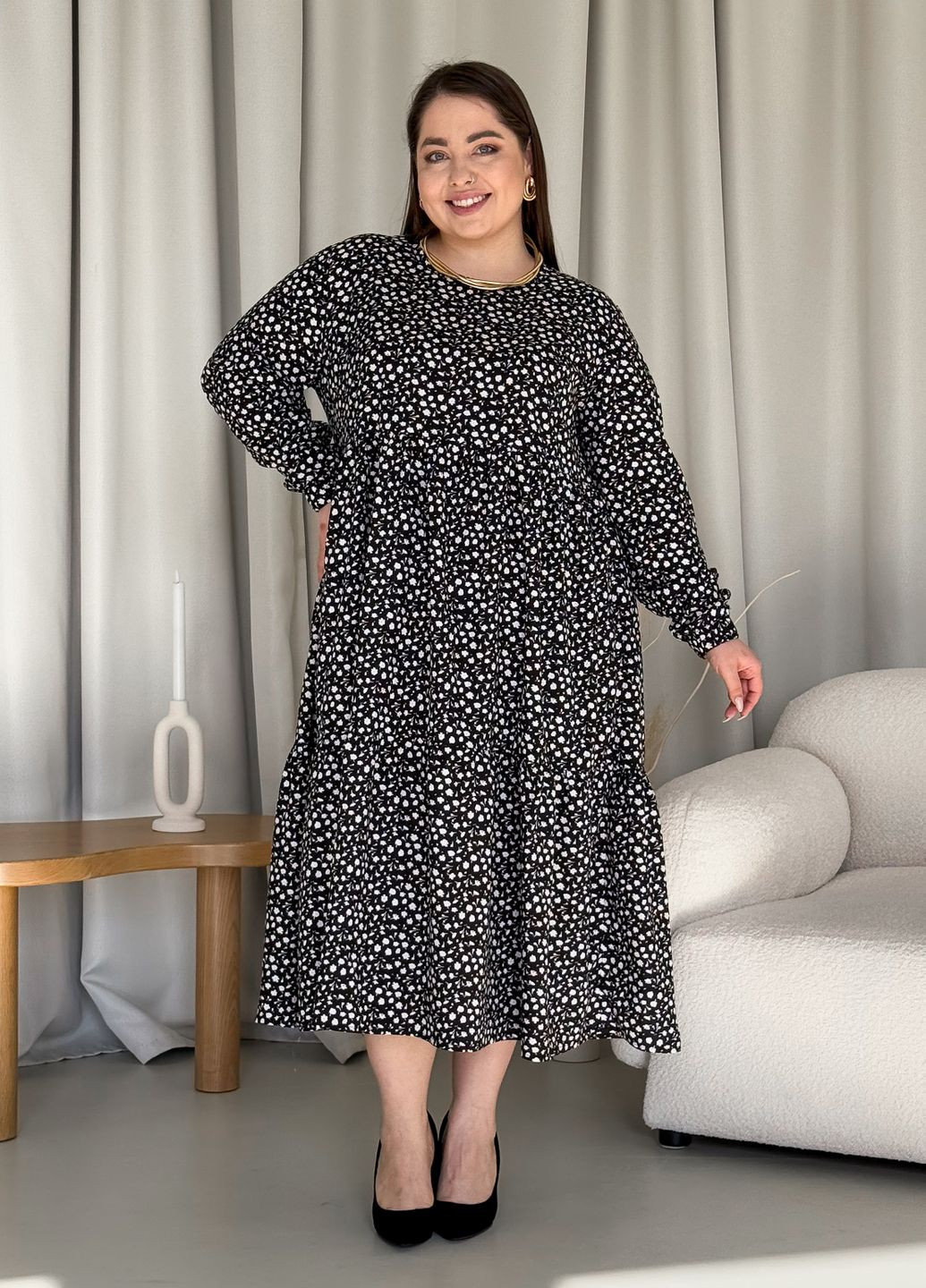 Черное повседневный, кэжуал, коктейльное, вечернее длинное свободное платье в цветочек из штапеля с длинным рукавом клеш Merlini с цветочным принтом