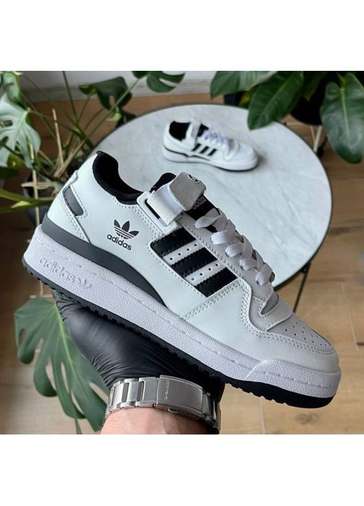 Белые демисезонные кроссовки мужские и женские adidas forum low white black | адидас форум низкие белые No Brand