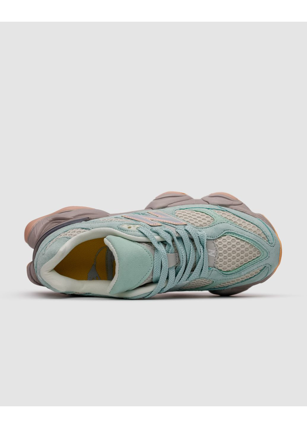 Сірі Осінні кросівки чоловічі new balance 9060 the whitaker group - missing pieces - moss green нью беланс 9060 No Brand