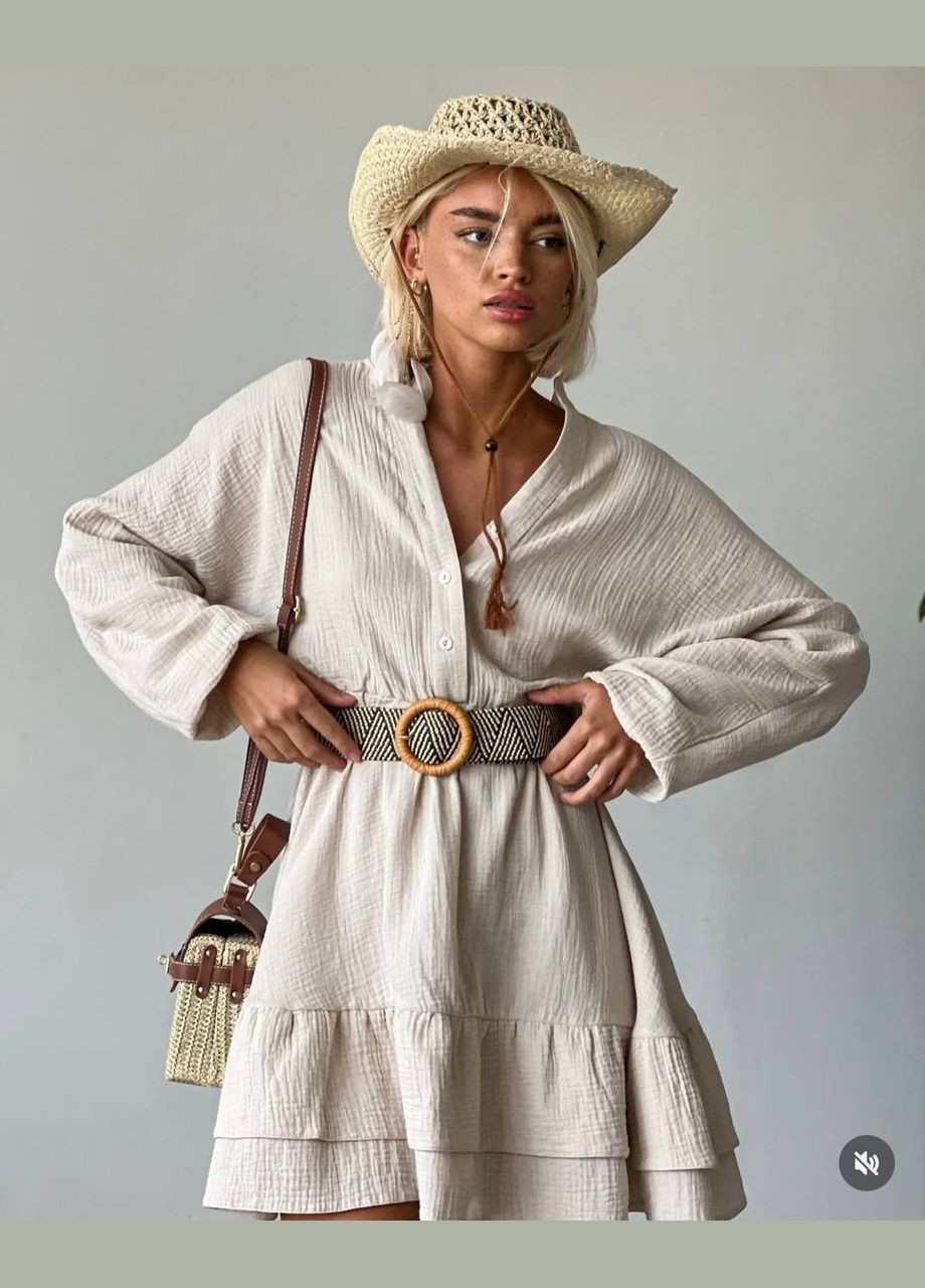 Светло-бежевое повседневный женское муслиновое платье с рюшами клеш Україна однотонное