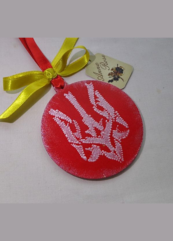 Новогодний шар ручной работы с петриковской росписью "Желтый бутон" No Brand (349843256)