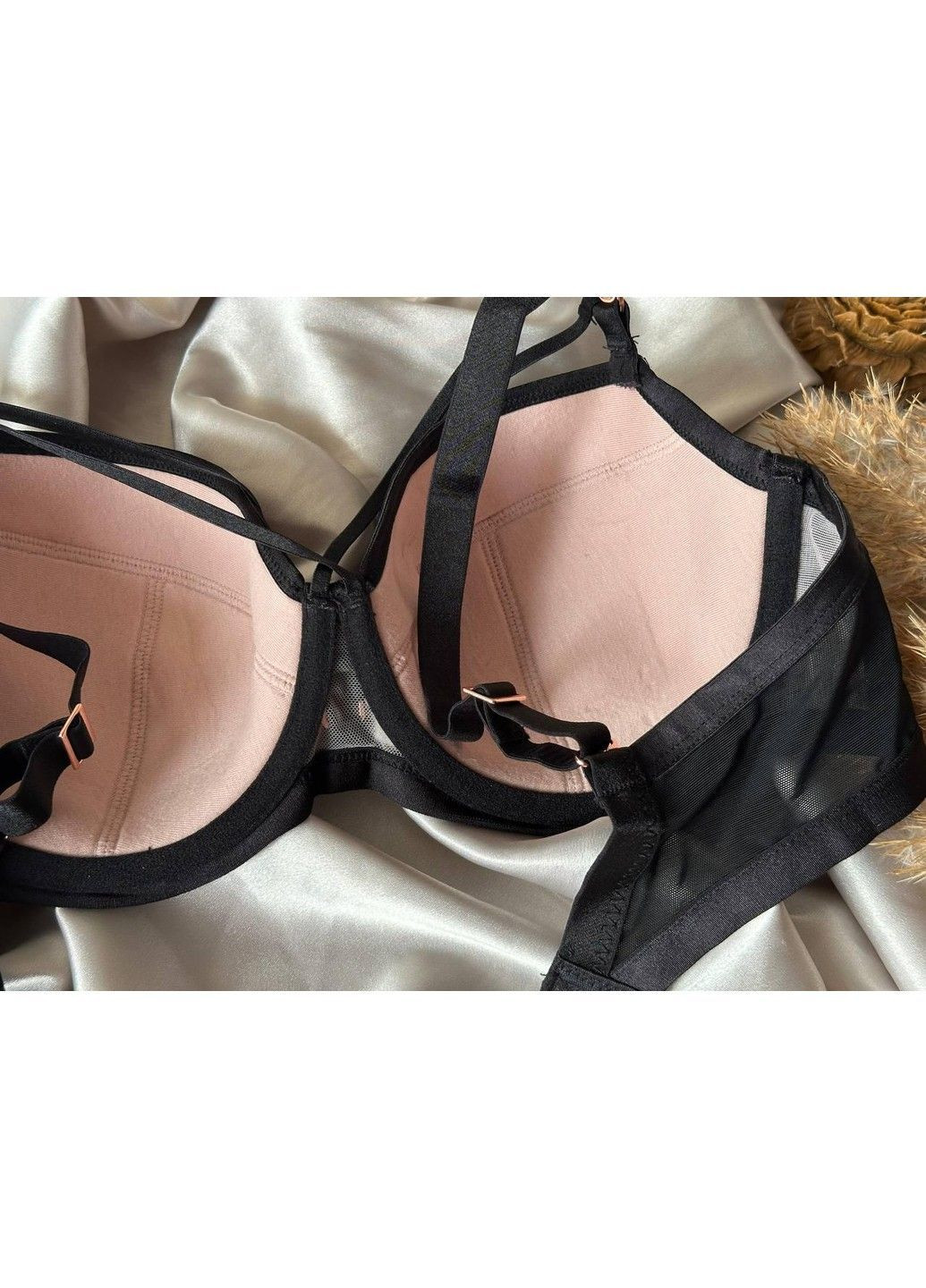 Чорний бюстгальтер напівм’який поролон l1102 чорний Lanny Mode