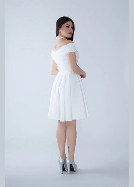 Молочна коктейльна сукня бебі долл Trendyol однотонна