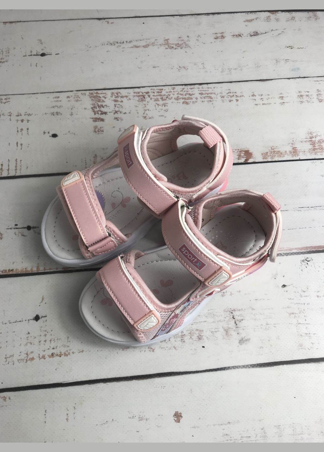 Розовые повседневные, коктейльные, вечерние сандалии босоножки для девочки led розовый (582-1) B&G на липучке