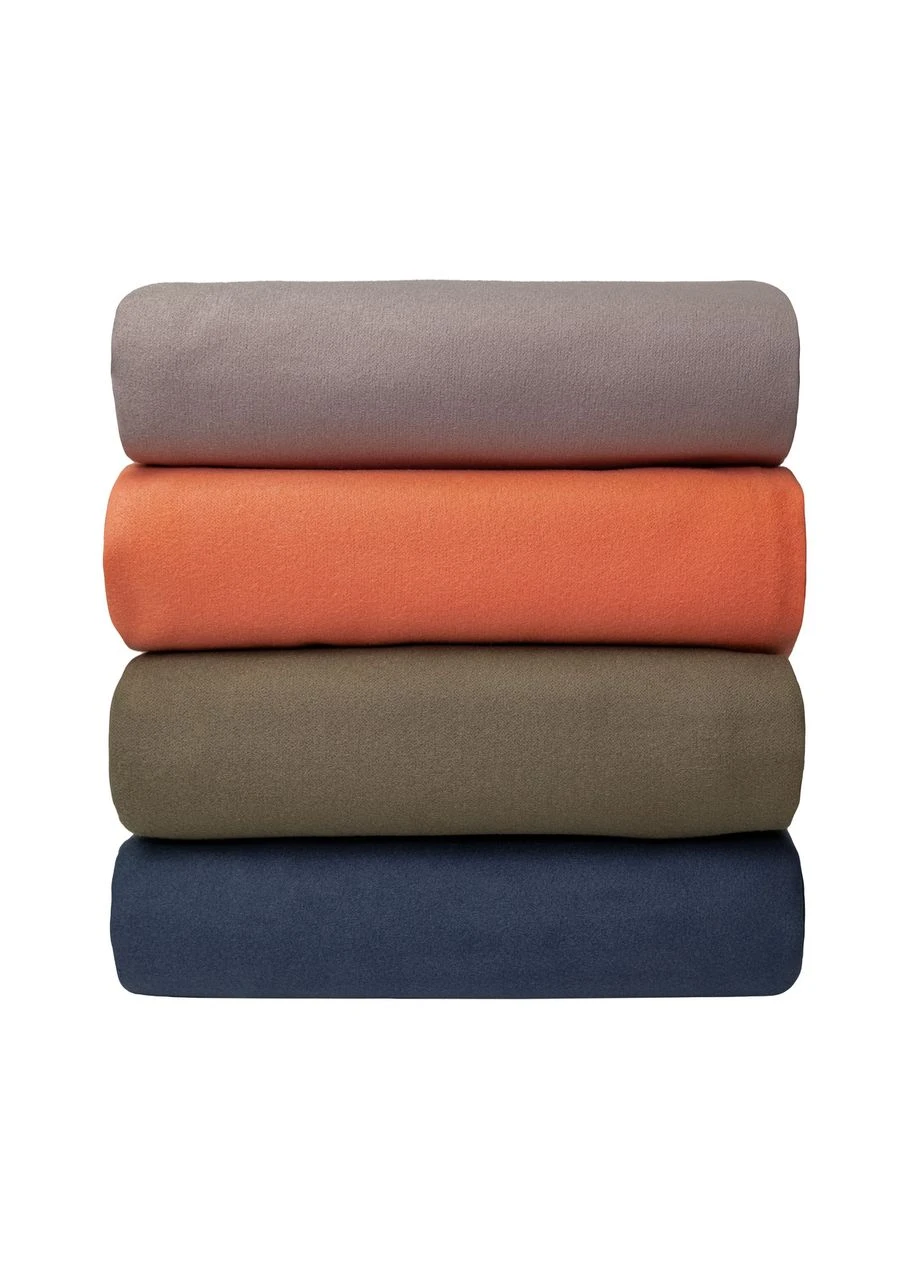 Полотенце туристическое из микрофибры в чехле Pocket Towel 60х120 см T-LC-0001-L, зеленое,быстросохнущее Tribe зеленый