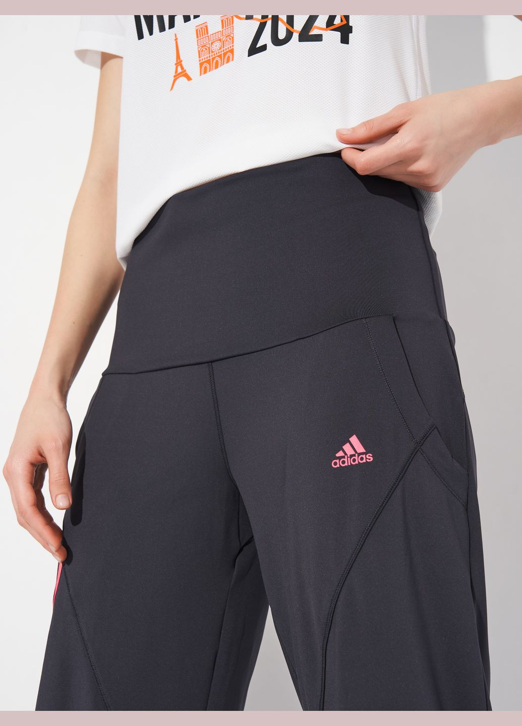 Спортивні капрі adidas (329552366)