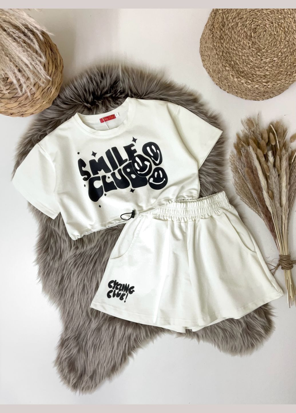 Білий літній літній костюм Україна