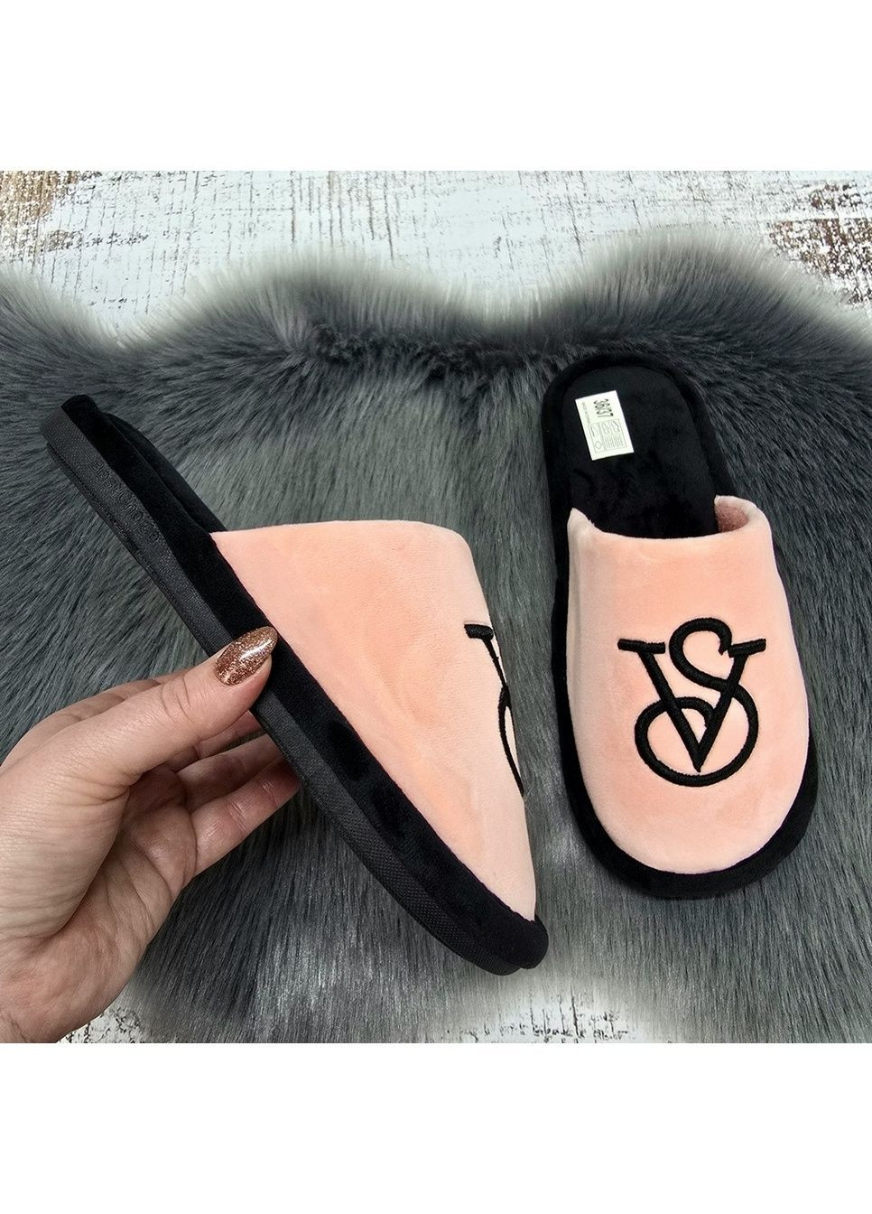 Тапочки жіночі Fangre бежеві велюрові із закритим носком Fashion (366144527)