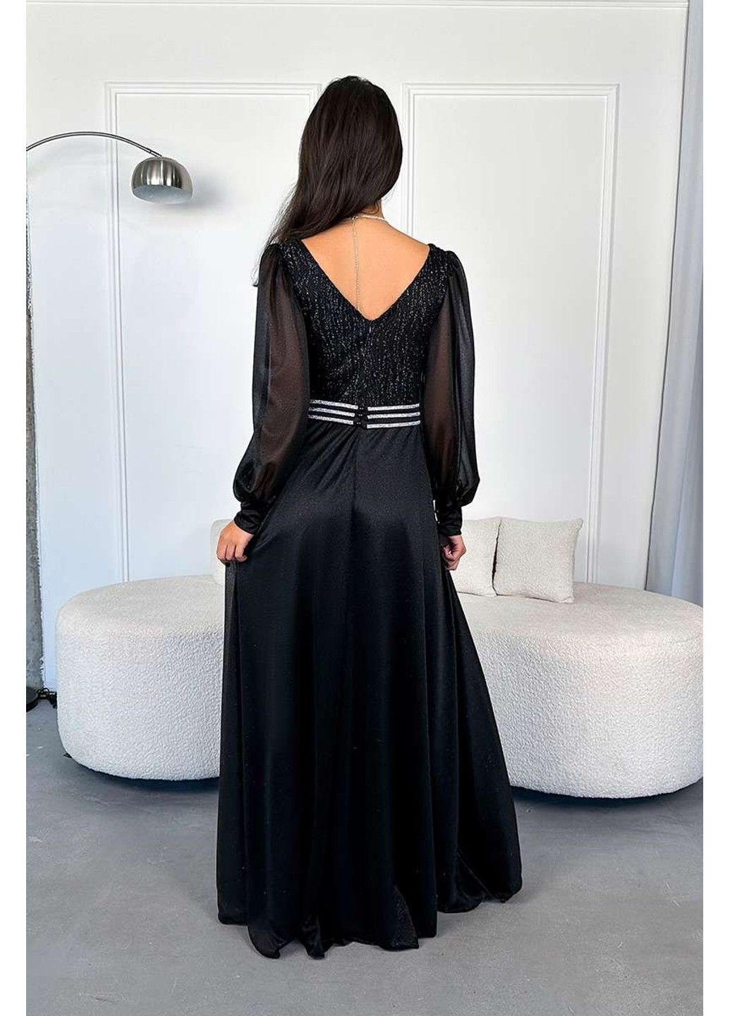 Чорна вечірня сукня атлас блиск 23026 чорна Tanita-Romario