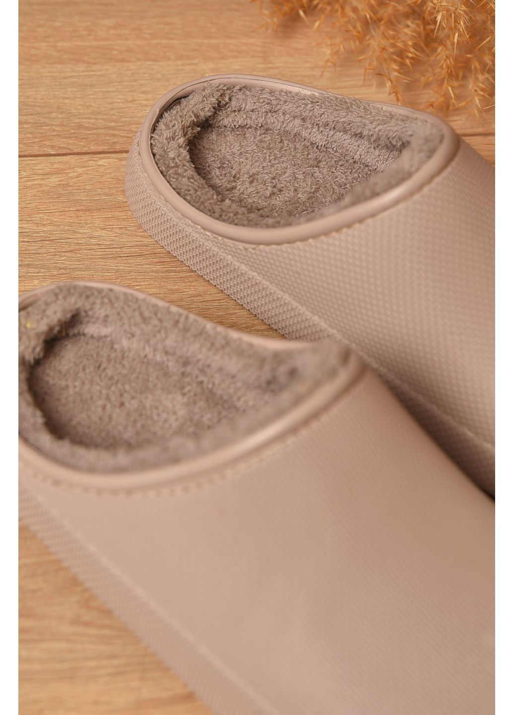 Галоши женские без задника утепленные светло-бежевого цвета Let's Shop (352476723)