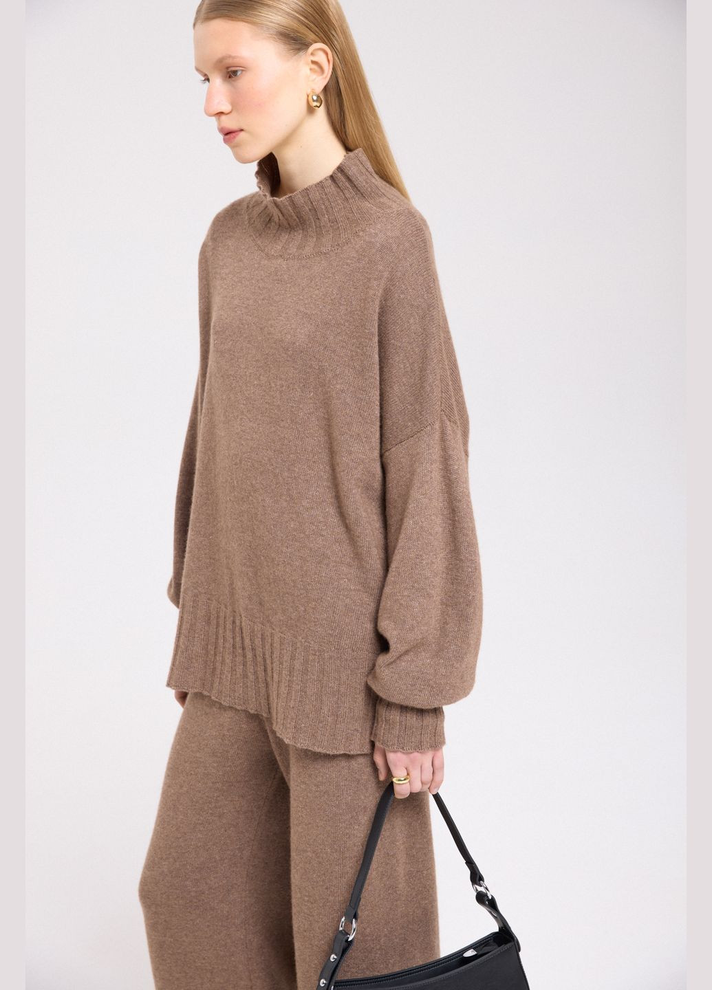 Костюм вязаный, цвет коричневый Estro (325455258)