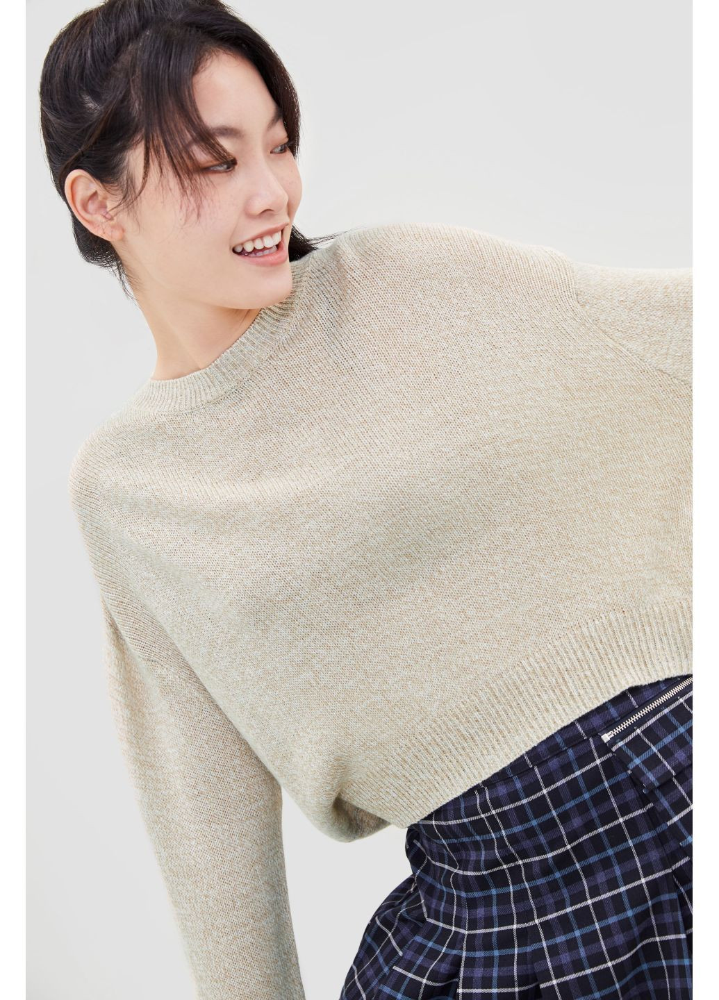 Бежевый джемпер демисезон,бежевый-белый, divided H&M