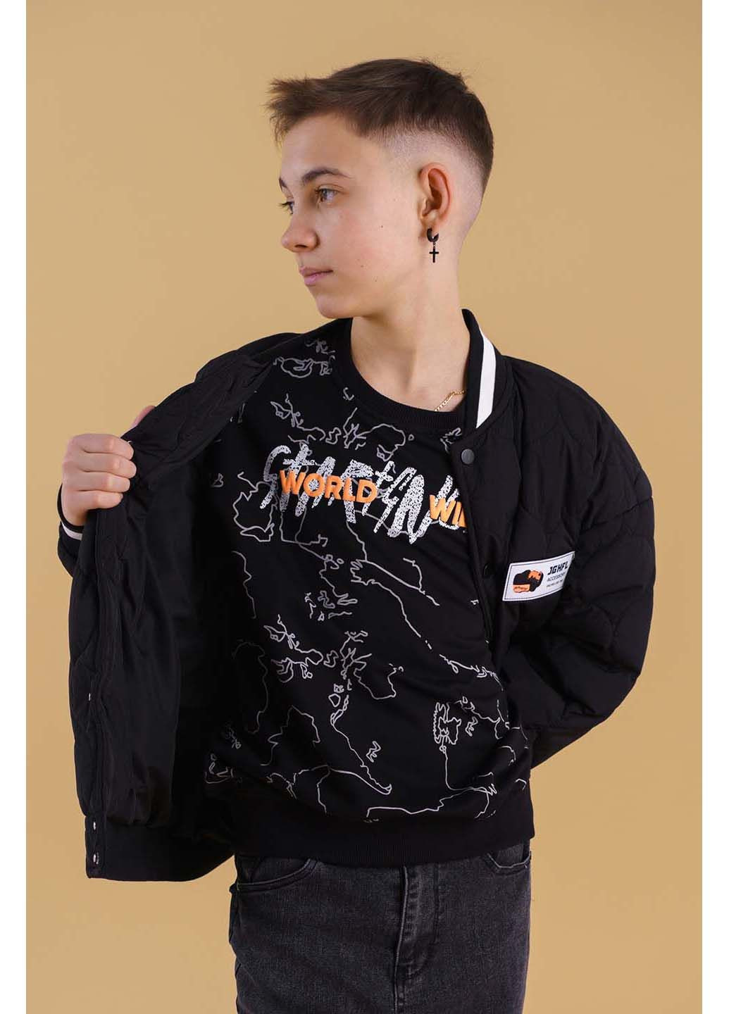 Чорна демісезонна куртка XZKAMI