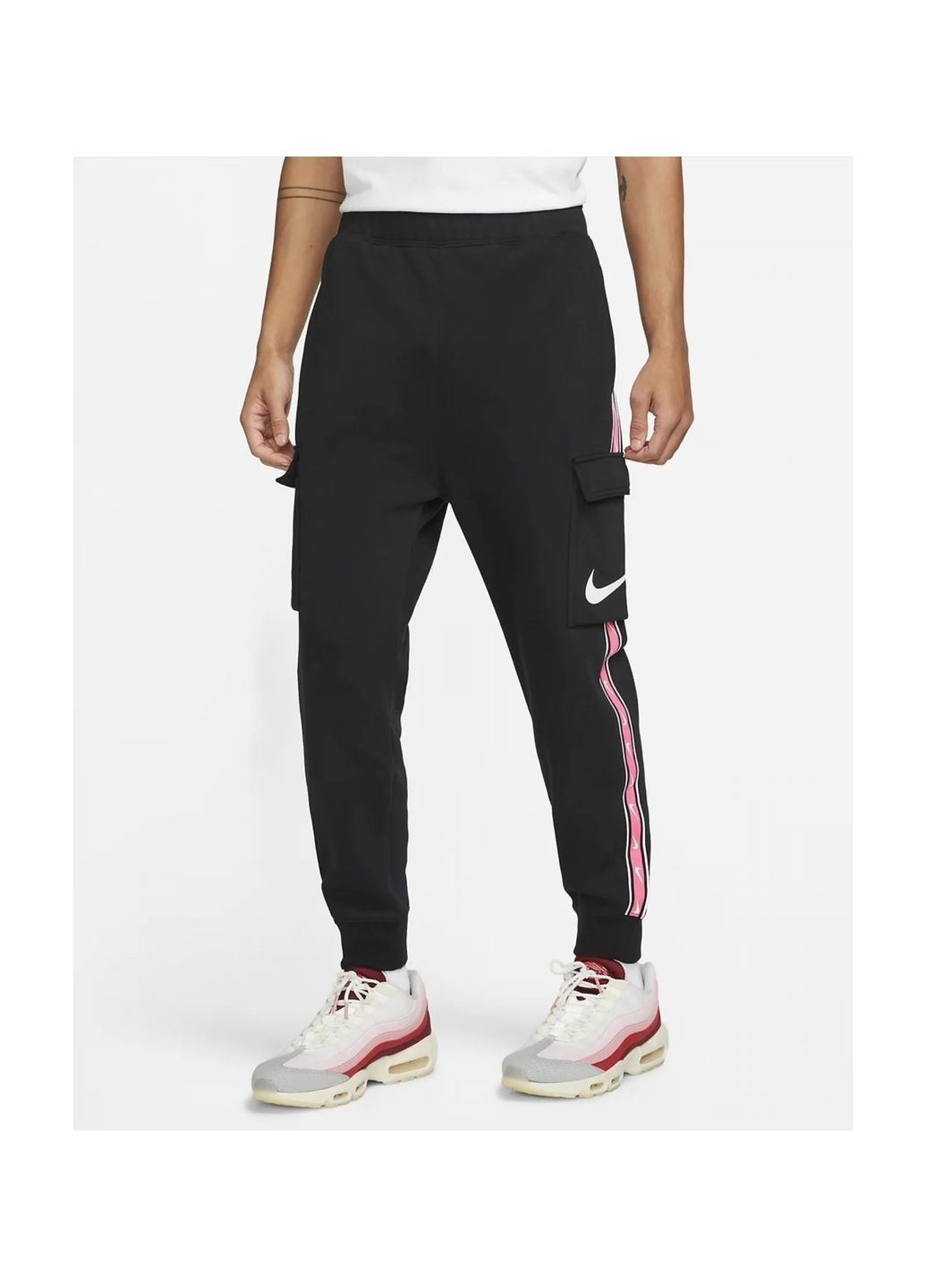 Черные демисезонные брюки Nike