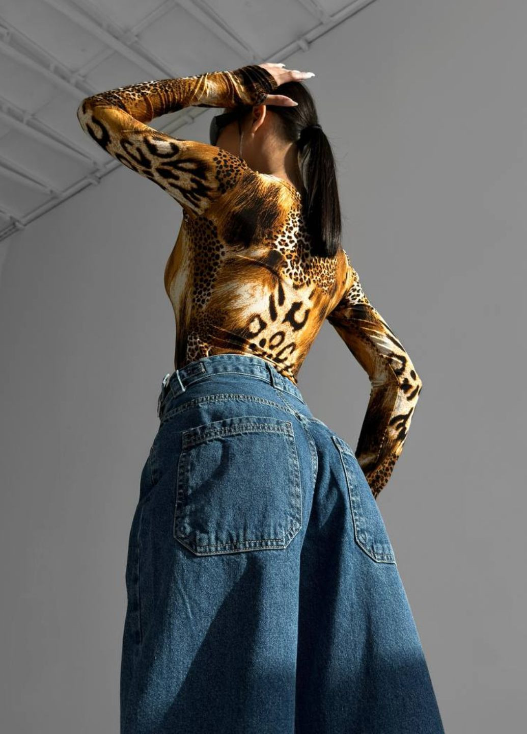 Стильний боді з леопардовим принтом Україна (302436980)