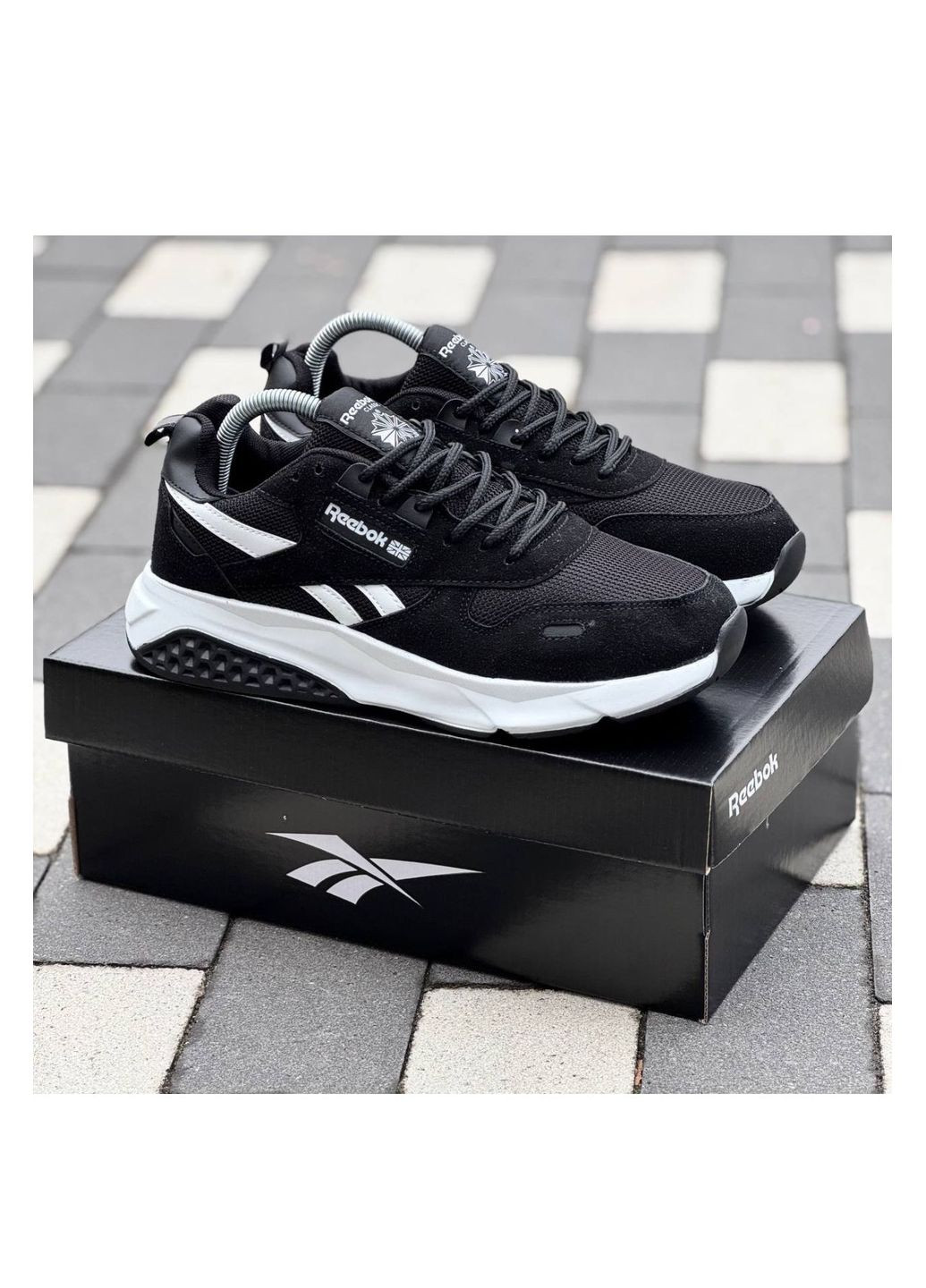 Чорно-білі Осінні чоловічі кросівки No Brand