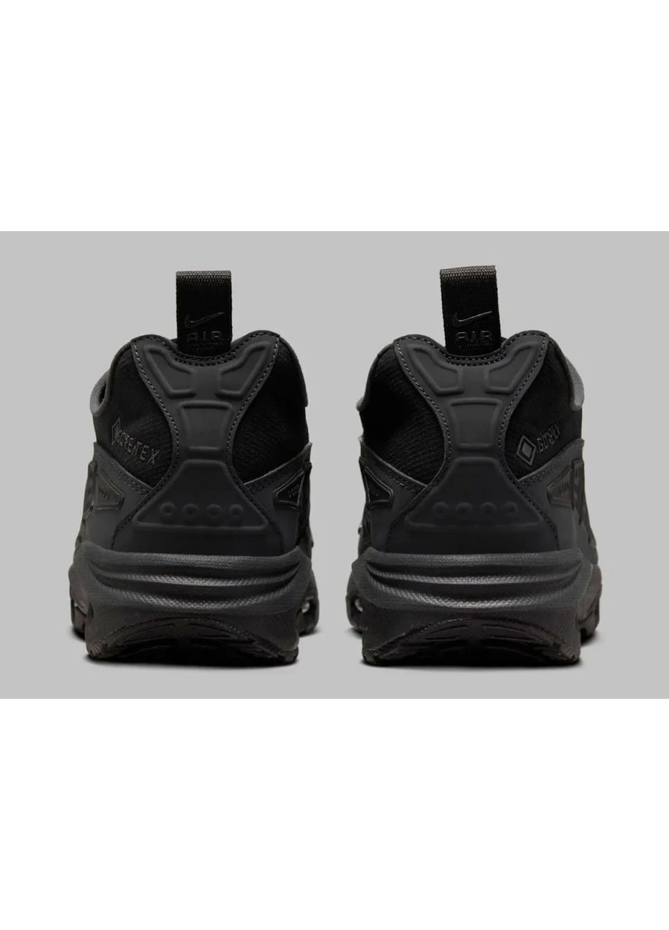 Комбіновані кросівки w air max sndr gtx fz4238-001 всесезон Nike