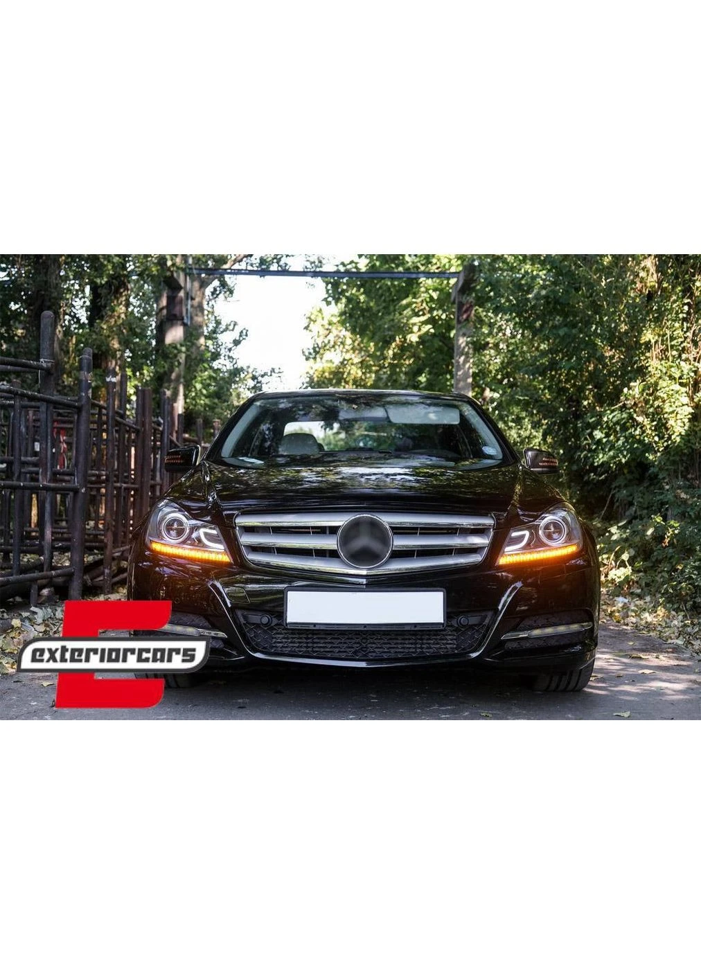 Передние фары Mercedes (W204) 2011-2014 черные с линзами (ЦЕНА ЗА ПАРУ) Tuning-Tec C-Class (398174720)