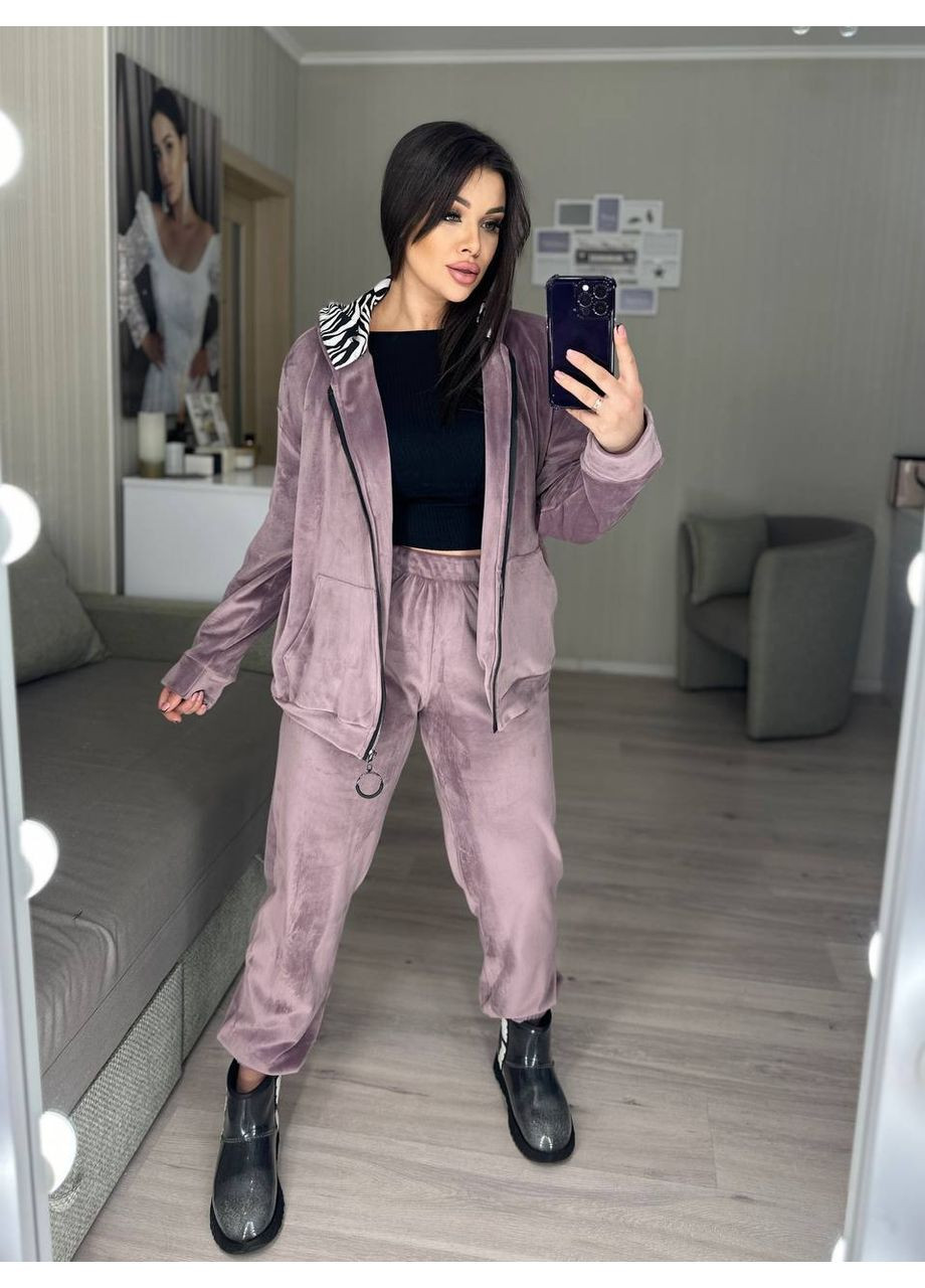 Жіночий костюм велюровий батал Style Point (355341591)