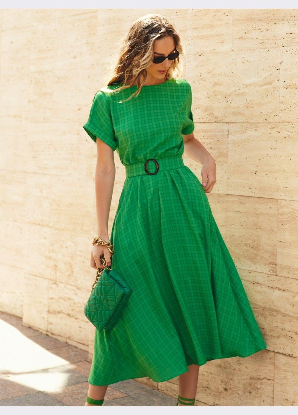 Зелена розкльошена сукня з напуском по талії зелена в клітинку Dressa