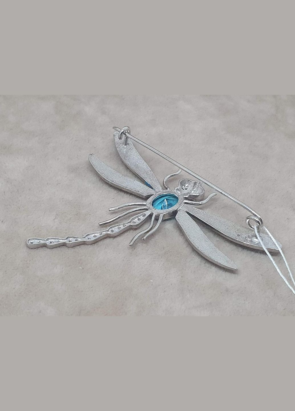 Срібна брошка Бабка з фіанітами. 70001Р Блакитний Vegas (337171876)