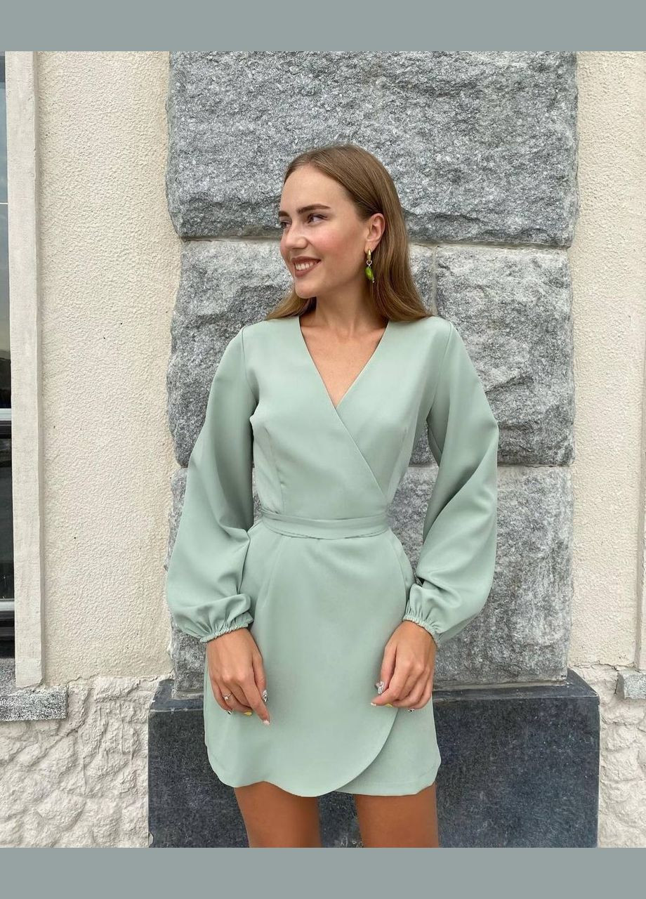 Фісташкова вечірня приталена сукня на запах довжини міні на запах MonCher