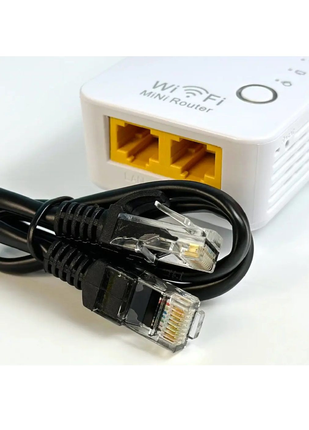 Повторитель усилитель WiFi сигнала с 4-мя наклонными антеннами Pix-Link скорость до 300мб/с 9.5х6.3х3.5 см (478147-Prob) Unbranded (306681947)