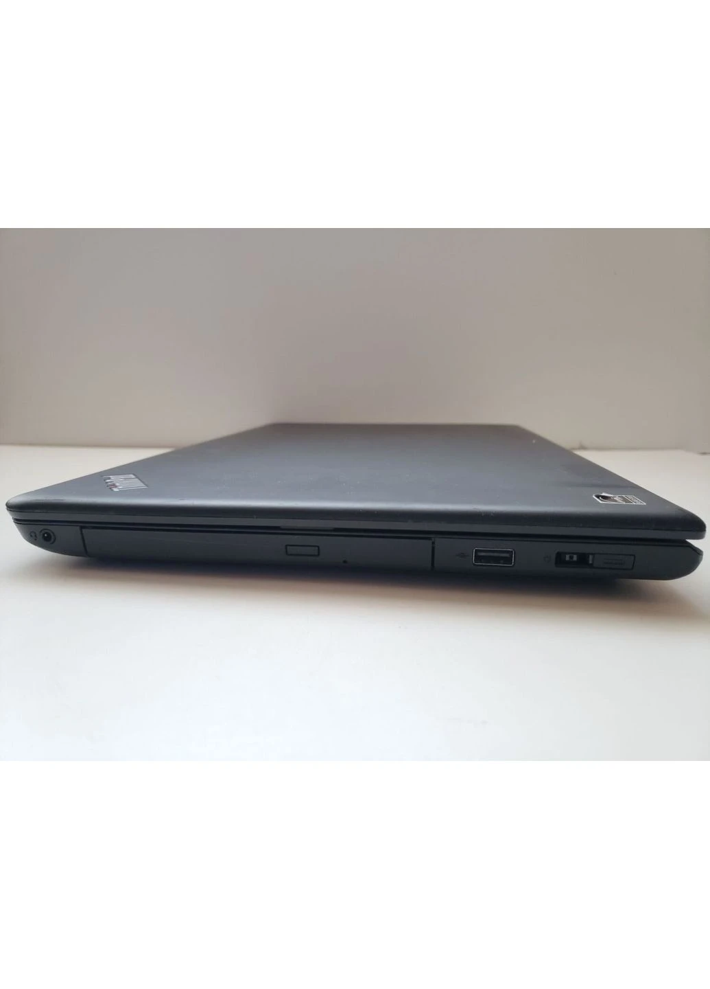 Ноутбук ThinkPad E550 / 15.6" (1366x768) TN / intel Core i3-4005U (2 (4) ядра по 1.7 GHz) / 8 GB DDR3 / 256 GB SSD / intel HD Lenovo (398138446)
