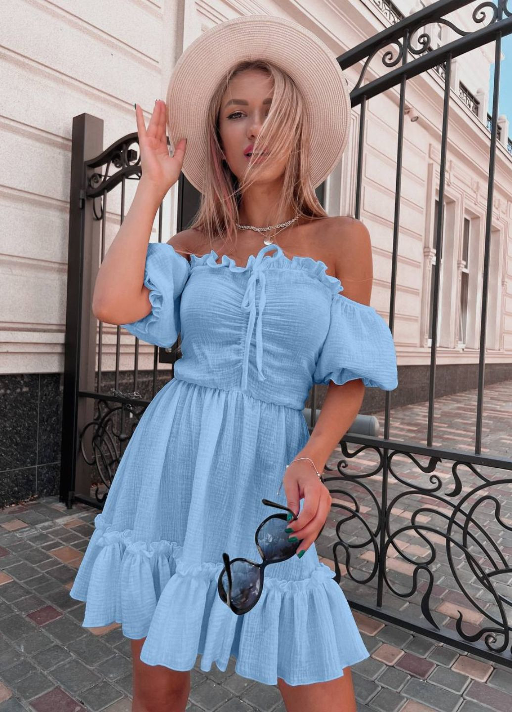 Блакитна повсякденний вишукана легка літня міні сукня з рюшами та короткими рукавами ліхтарик Tik-Tak однотонна