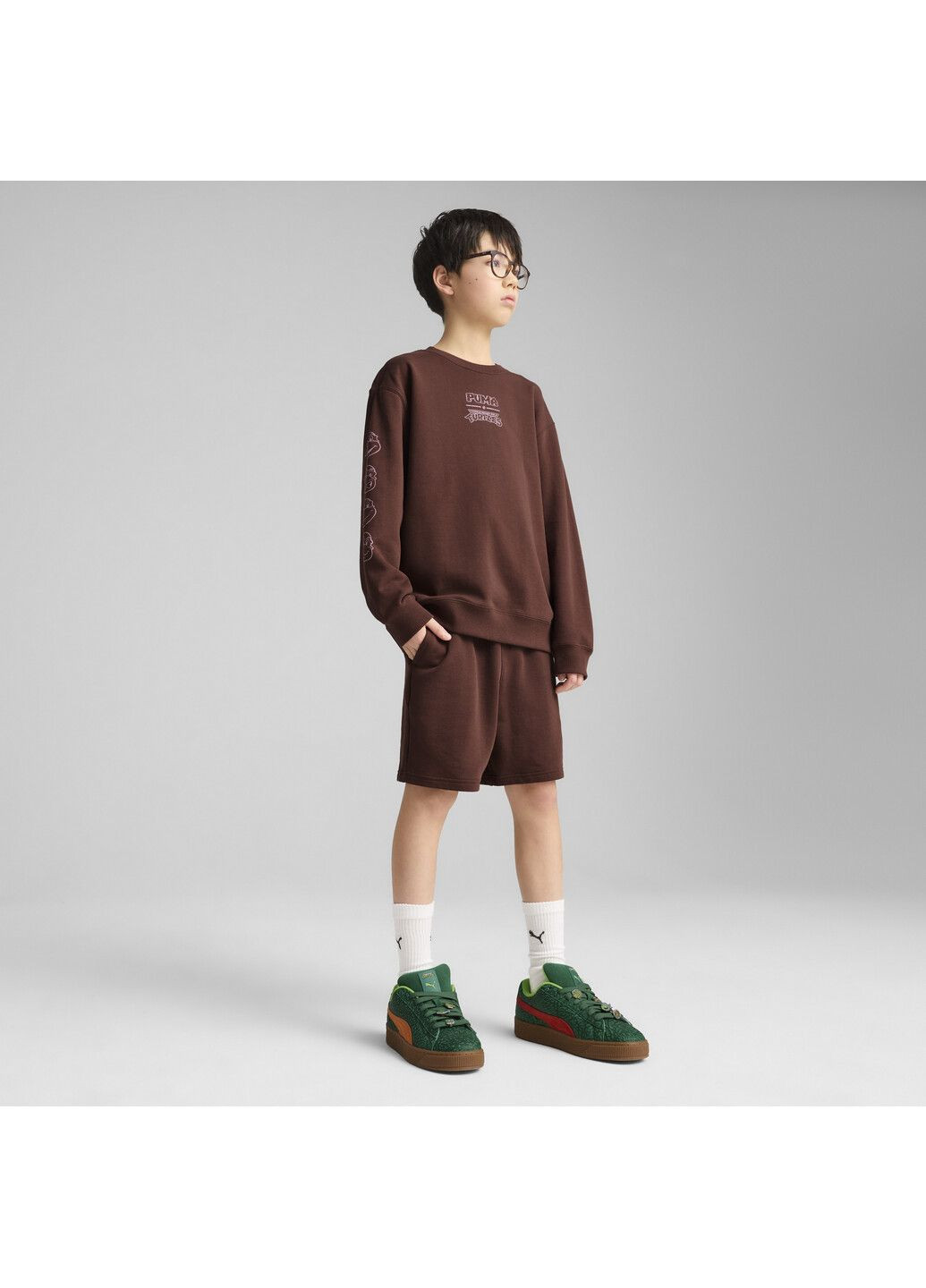 Puma детский свитшот hoops x tmnt relaxed graphic crew youth однотонный коричневый спортивный хлопок, эластан