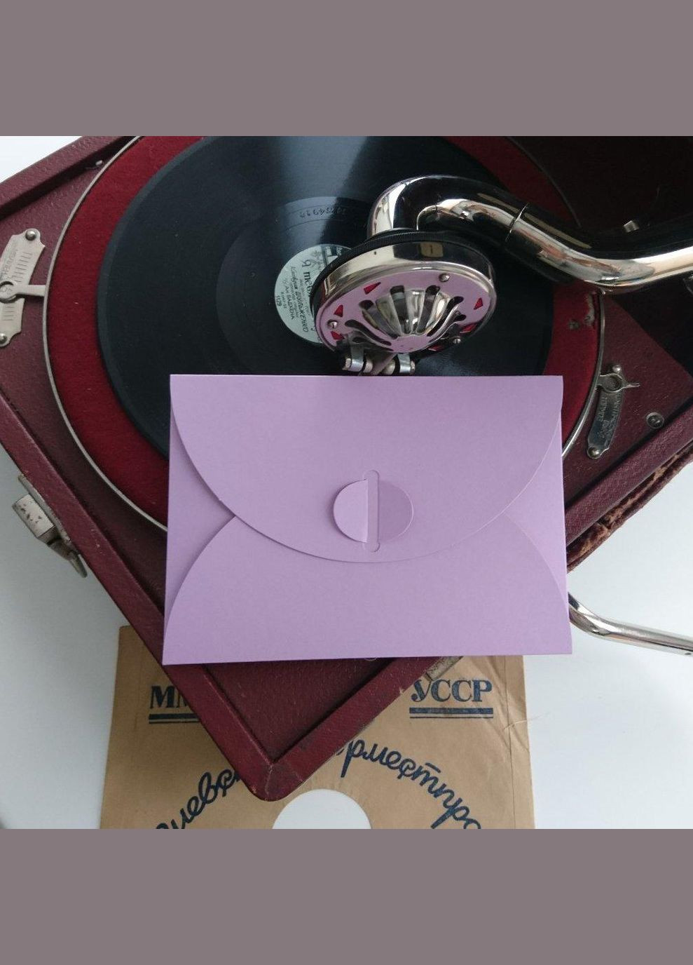 Подарунковий конверт 155х220 мм з кольорового дизайнерського картону Бузковий No Brand (326063789)