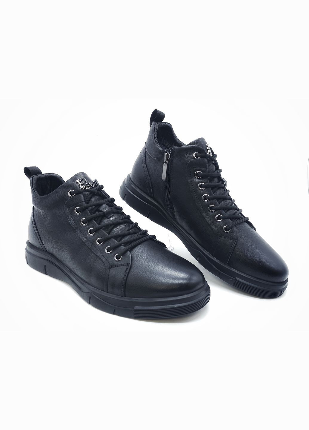 Черные осенние черевики Boss Victori