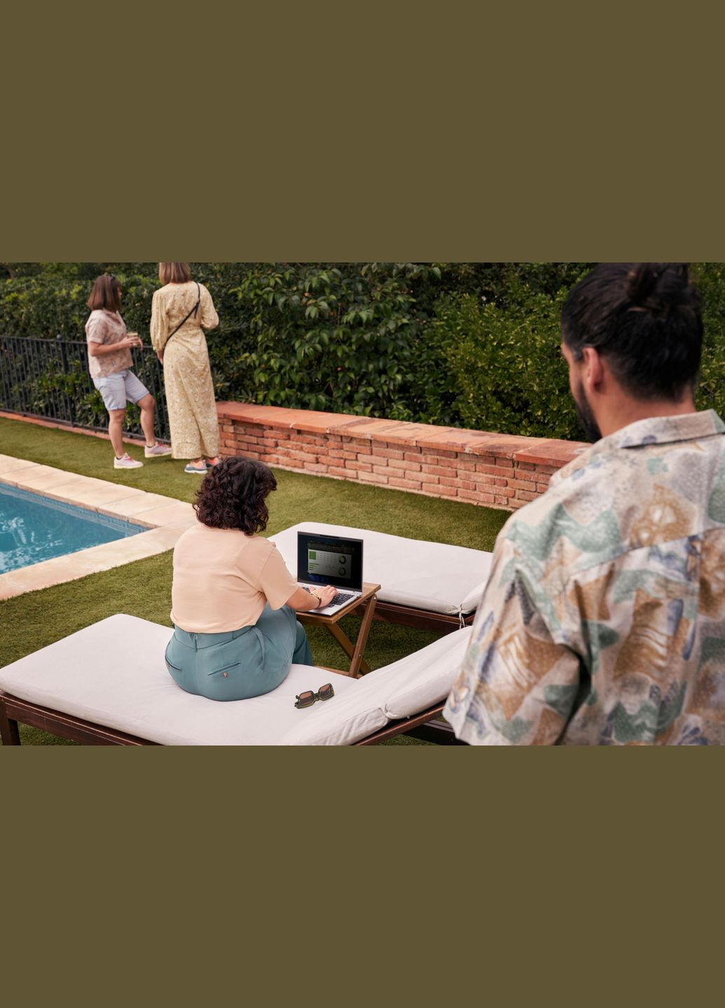 Ноутбук EliteBook 860-G11 16" WUXGA IPS AG, Intel U7-165U, 64GB, F2048GB, UMA, LTE, DOS, сріблястий HP (314982540)