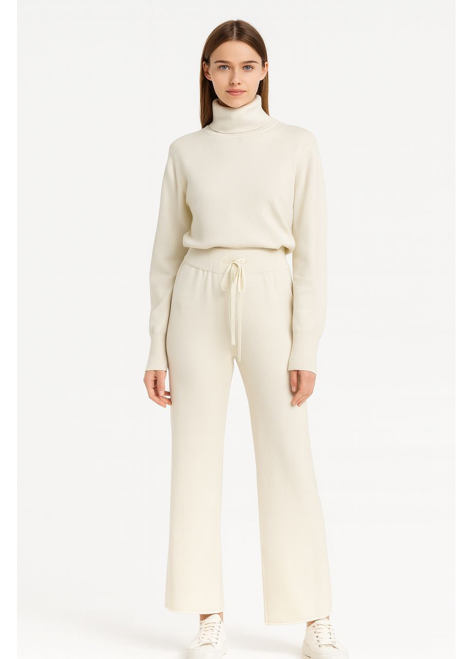 Костюм жіночий білий (B02) NAN (370832189)