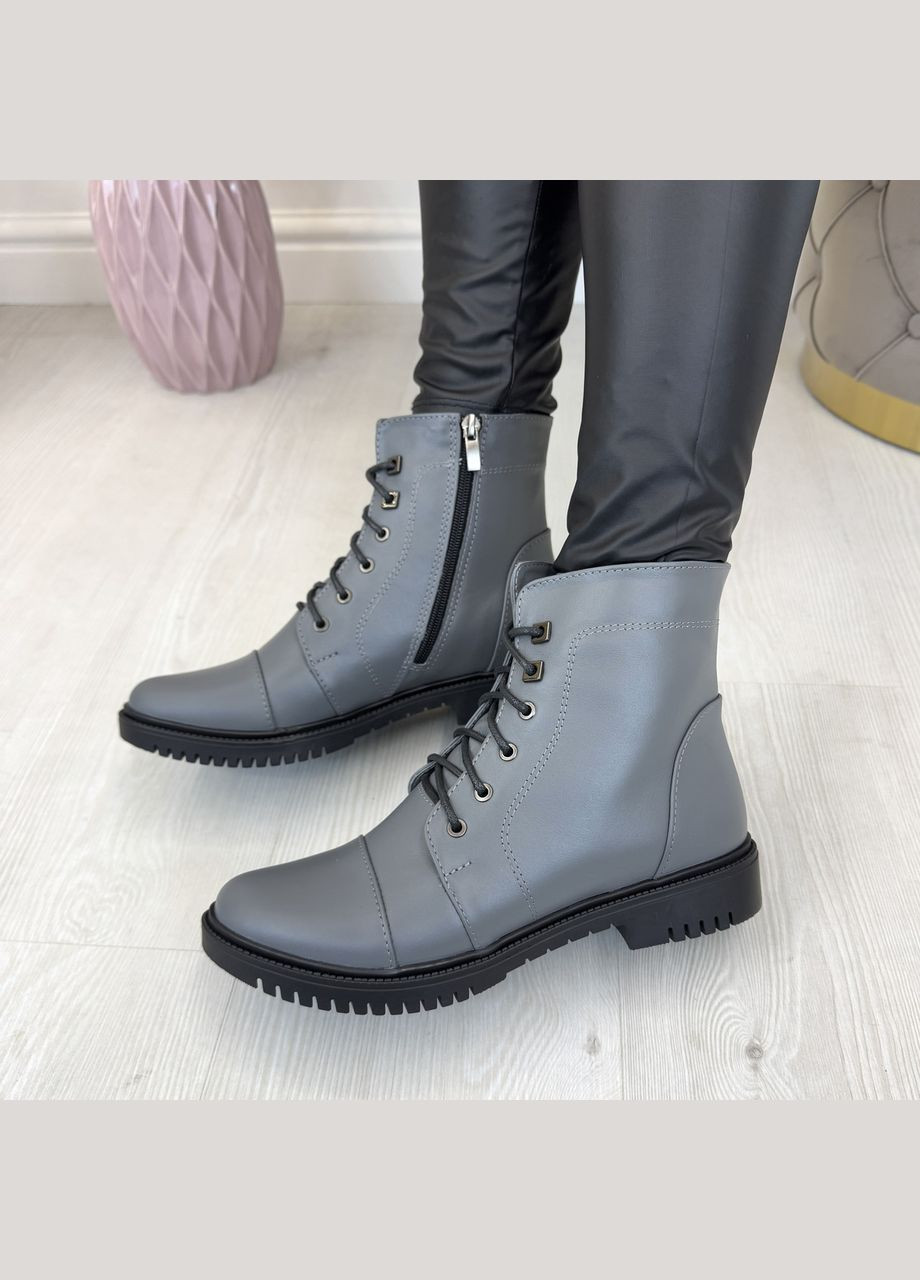 Осенние ботинки женские кожаные на низком ходу.. 39 размер Vasha para