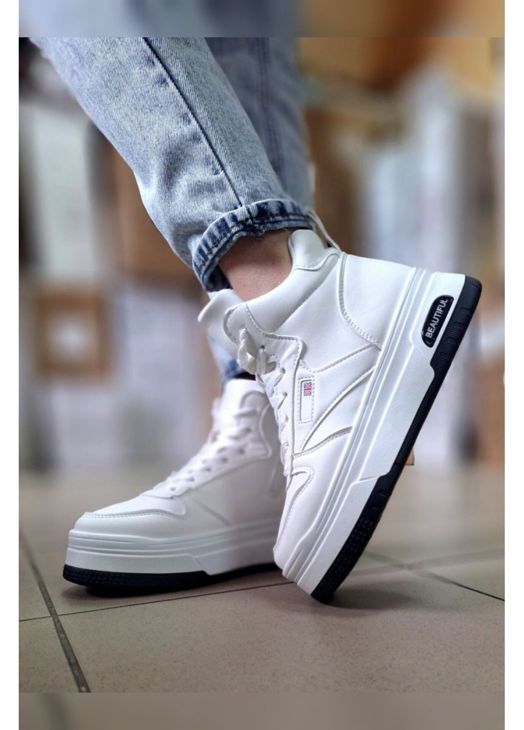 Білі жіночі зимові на хутрі теплі зі змійкою та еко шкірою на платформі Viki кросівки білі зими (366062896)