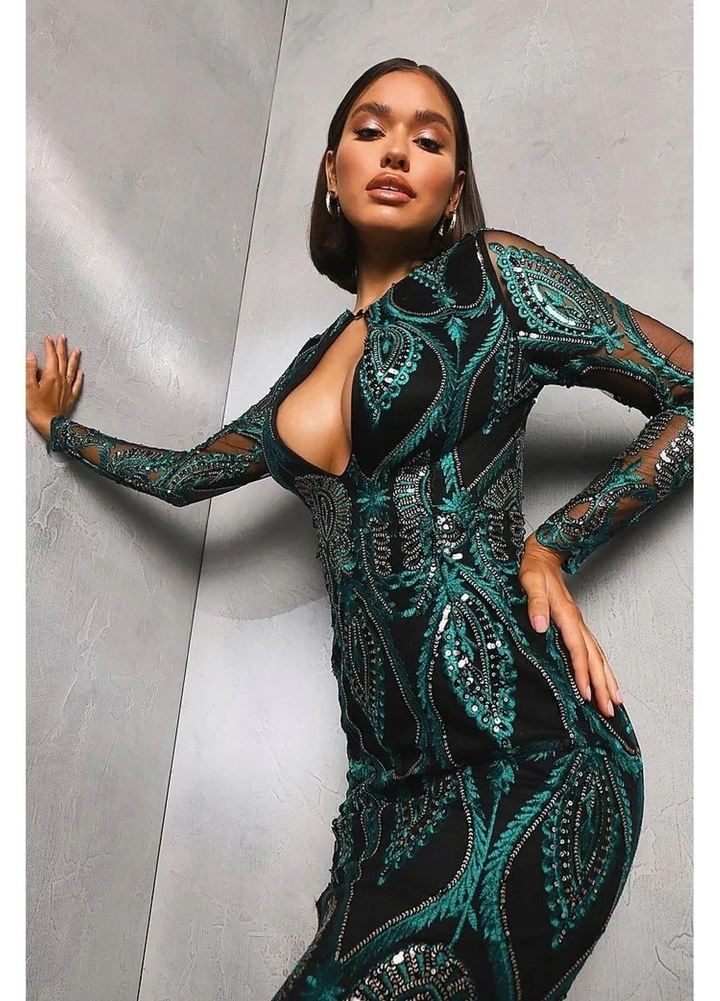 Черное коктейльное платье Boohoo однотонное