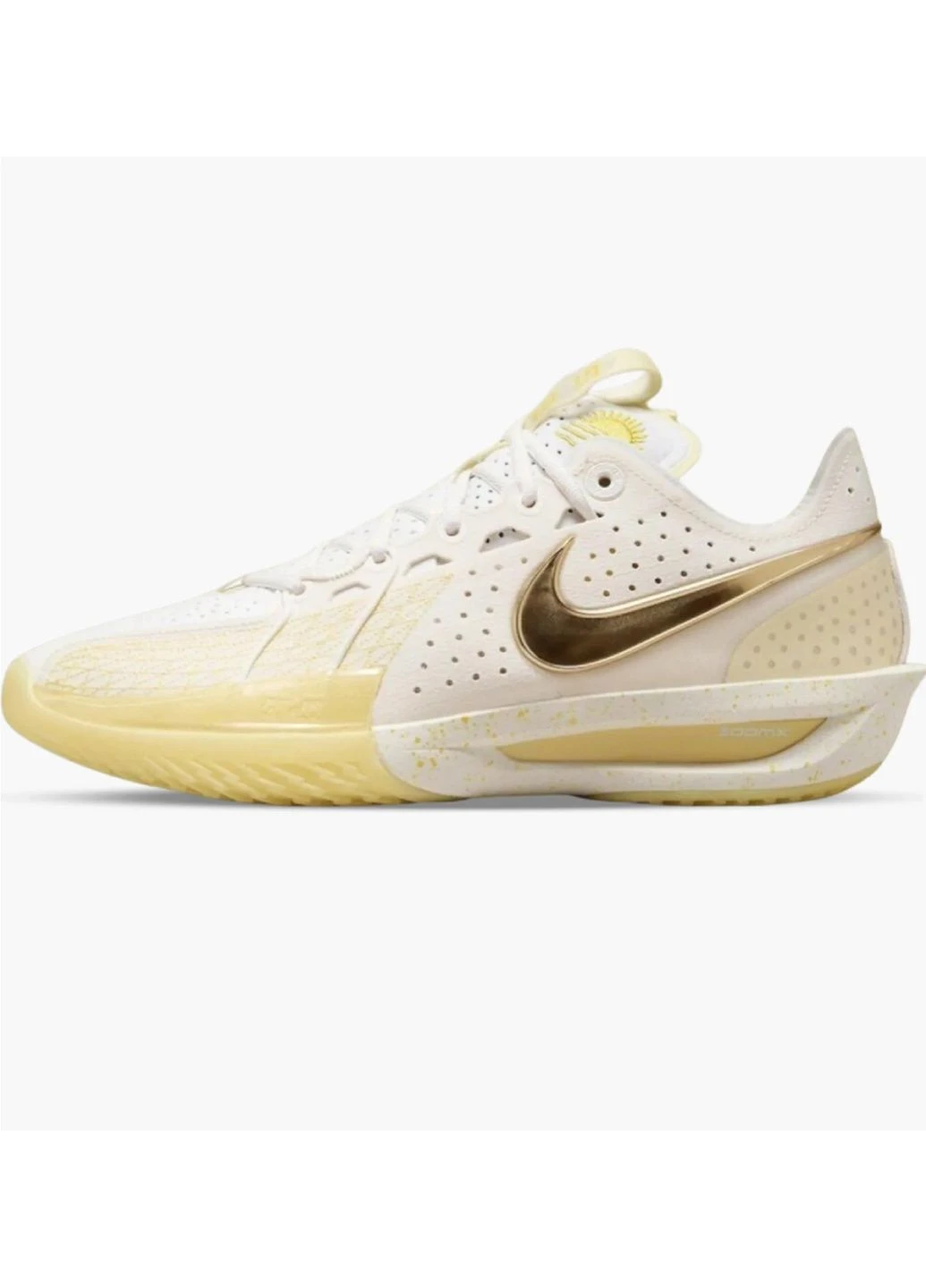 Бежеві кросівки унісекс gt cut 3 pe beige Nike
