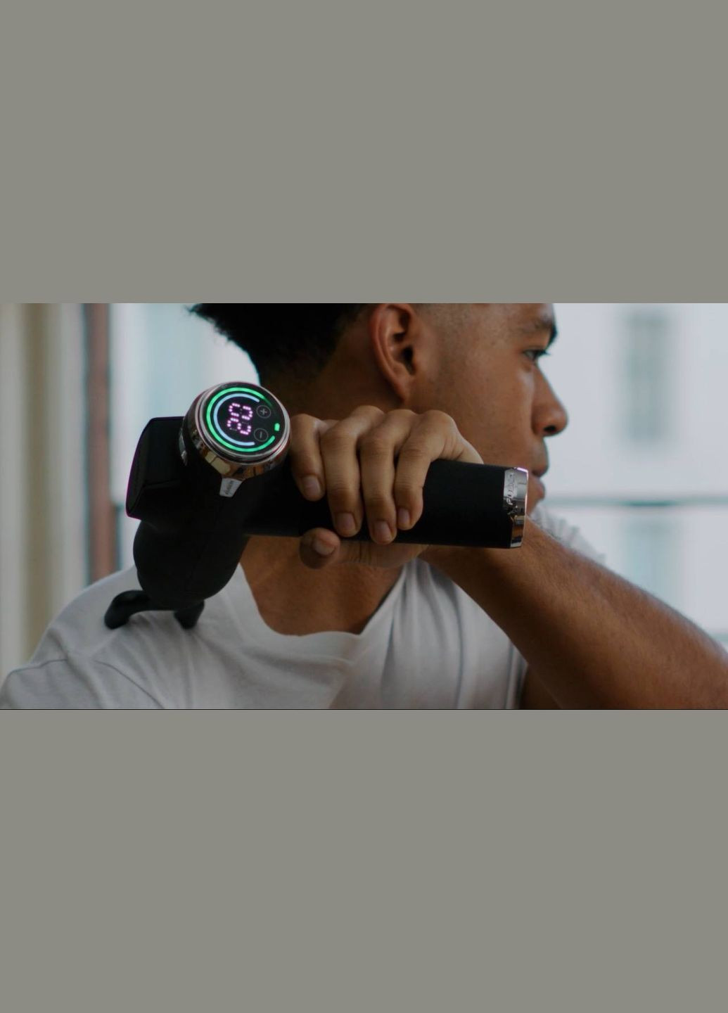 Профессиональный ударный перкуссионный массажер Fusion Black Pro (черный) для тела. Booster (341320087)