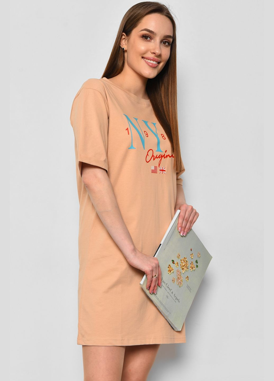 Туника женская из ткани лакоста бежевого цвета Let's Shop (290981427)