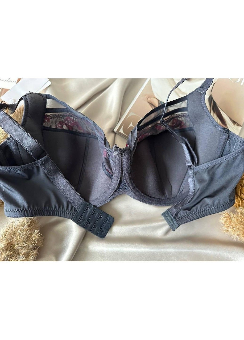 Сірий бюстгальтер м'який поролон 11598 сірий Lanny Mode