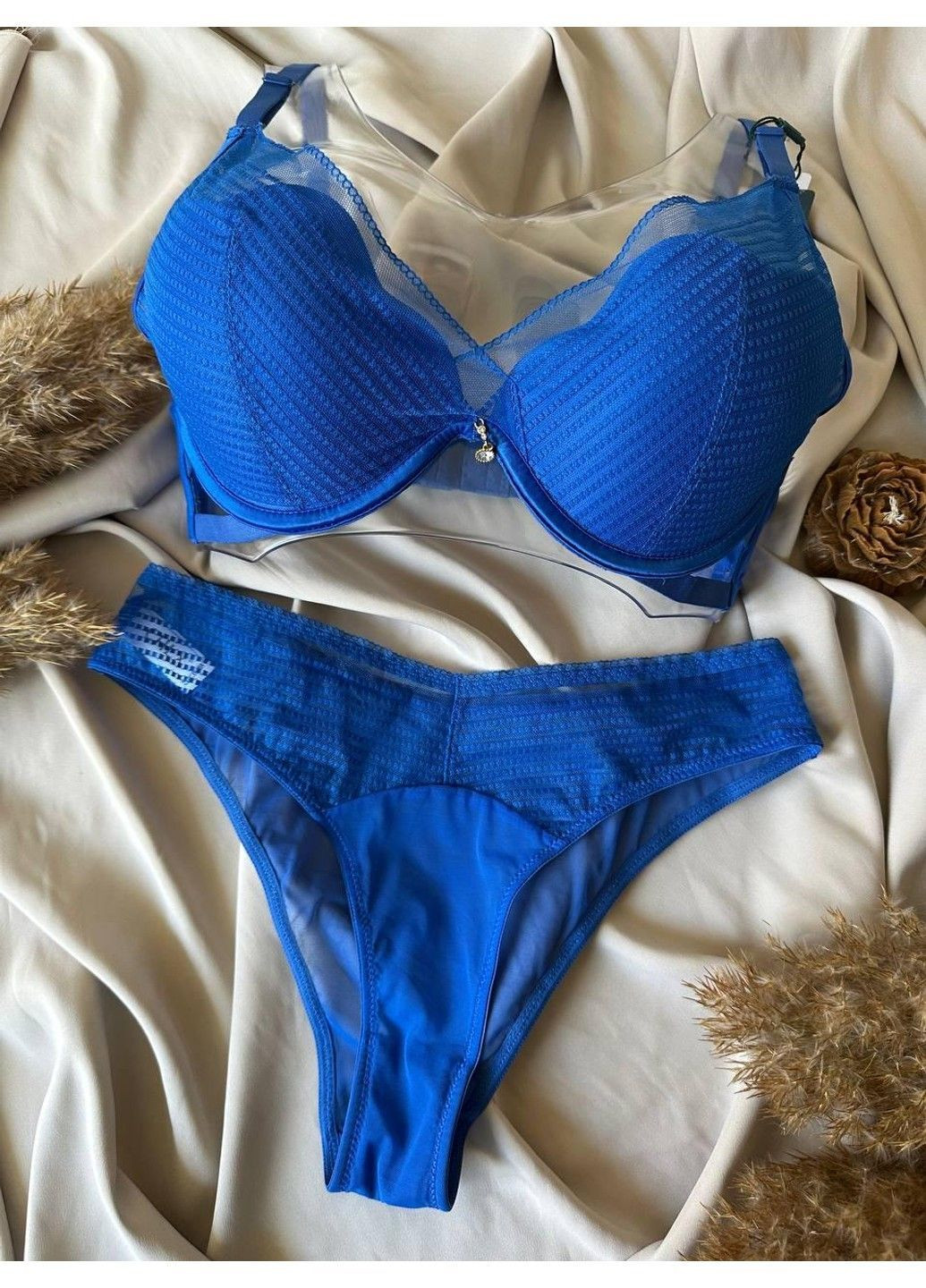 Синий комплект бюстгальтер поролон + трусики танга 374 синий CHLX