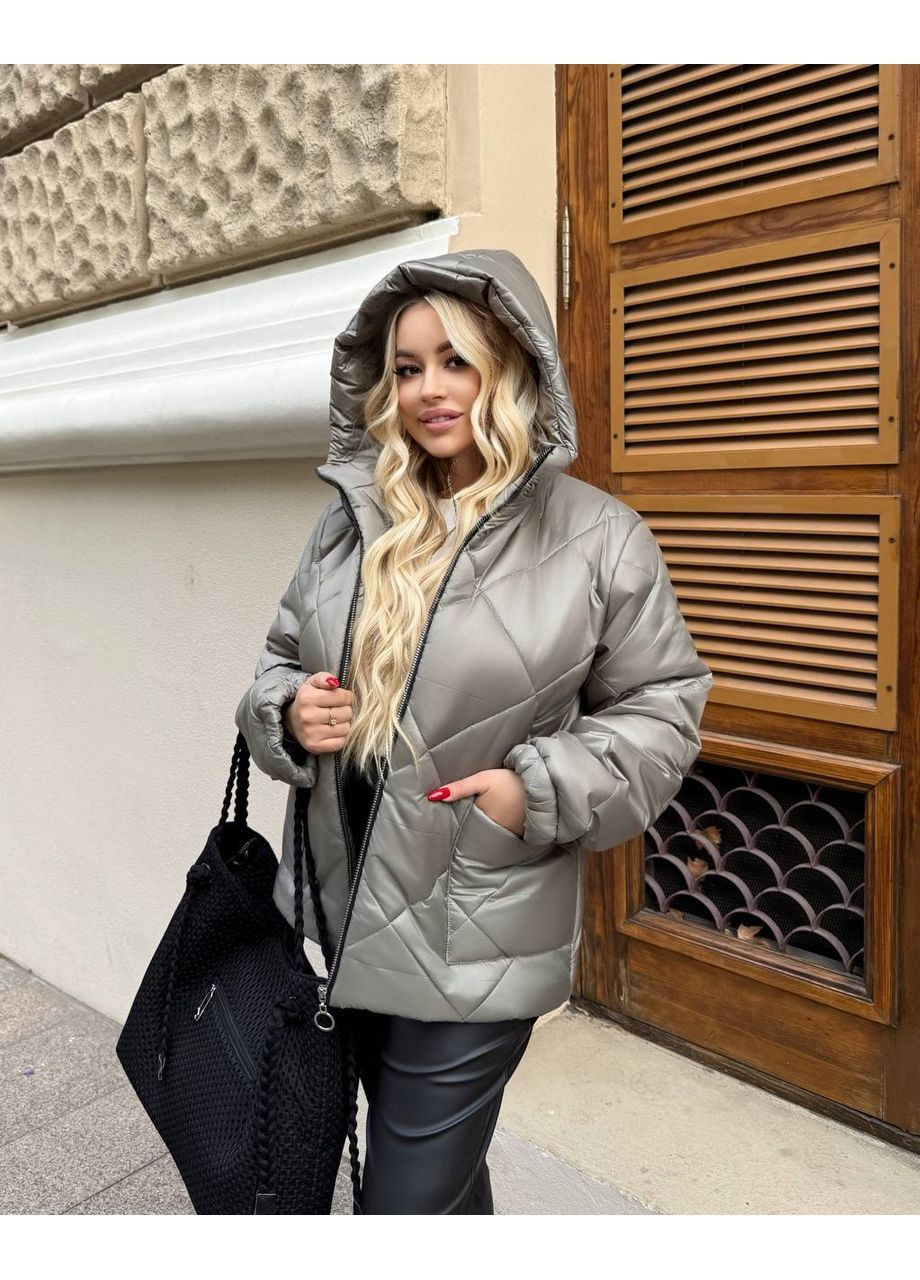 Оливкова демісезонна жіноча куртка No Brand