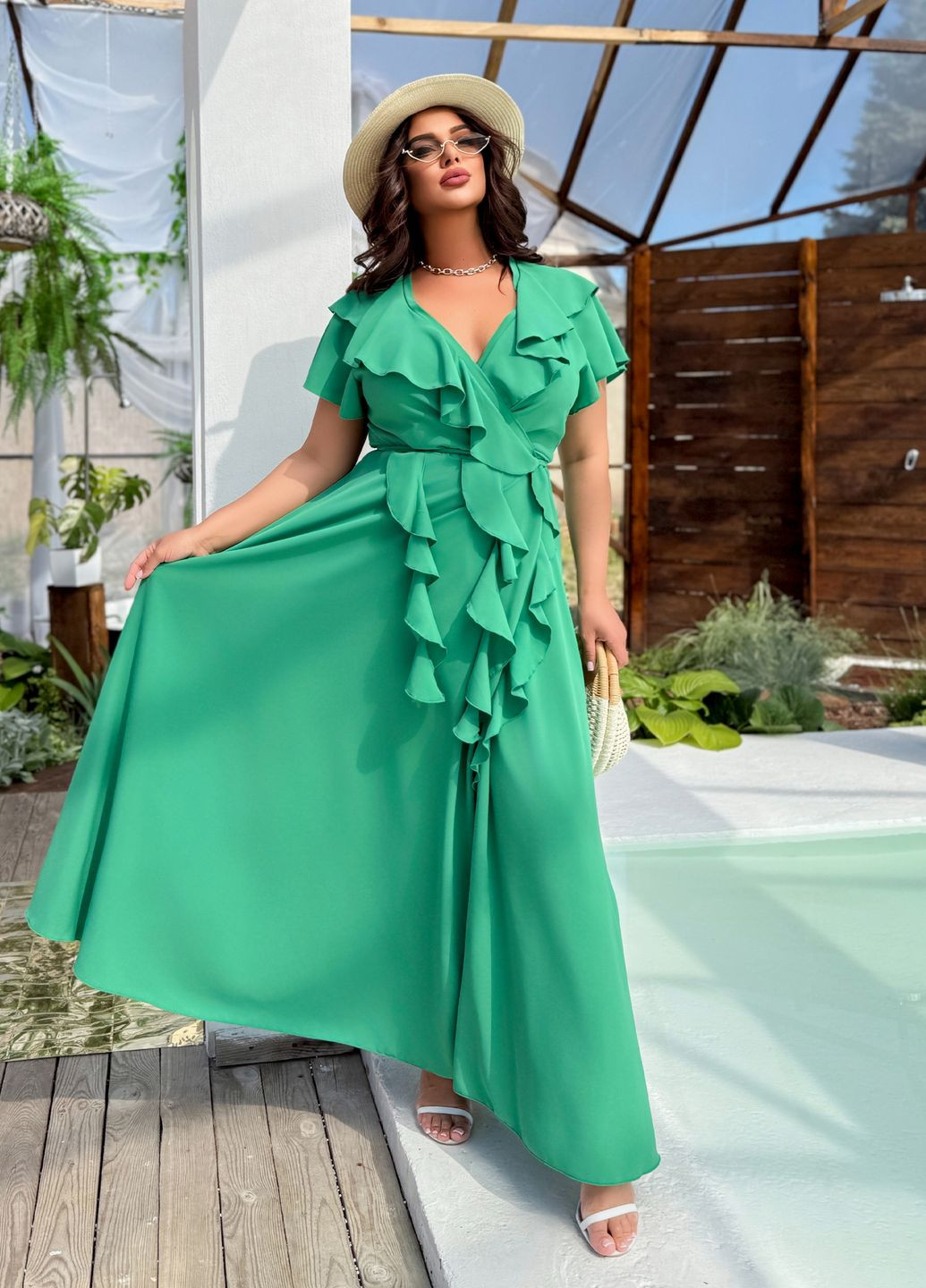 Зелена повсякденний, кежуал сукня літня максі з софту з рюшами на запах No Brand однотонна