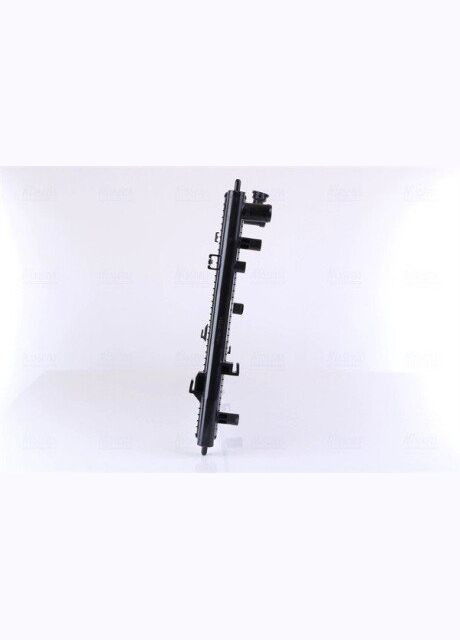 Радіатор охолоджування Nissens (354768277)