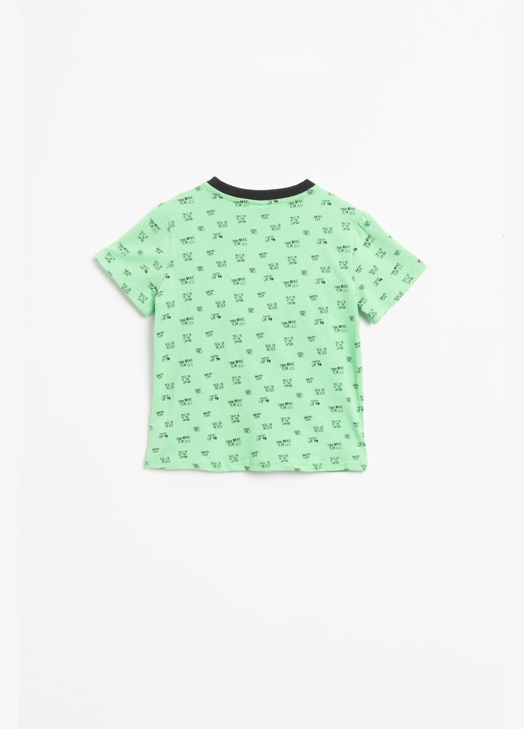 Салатовая летняя футболка Coccodrillo