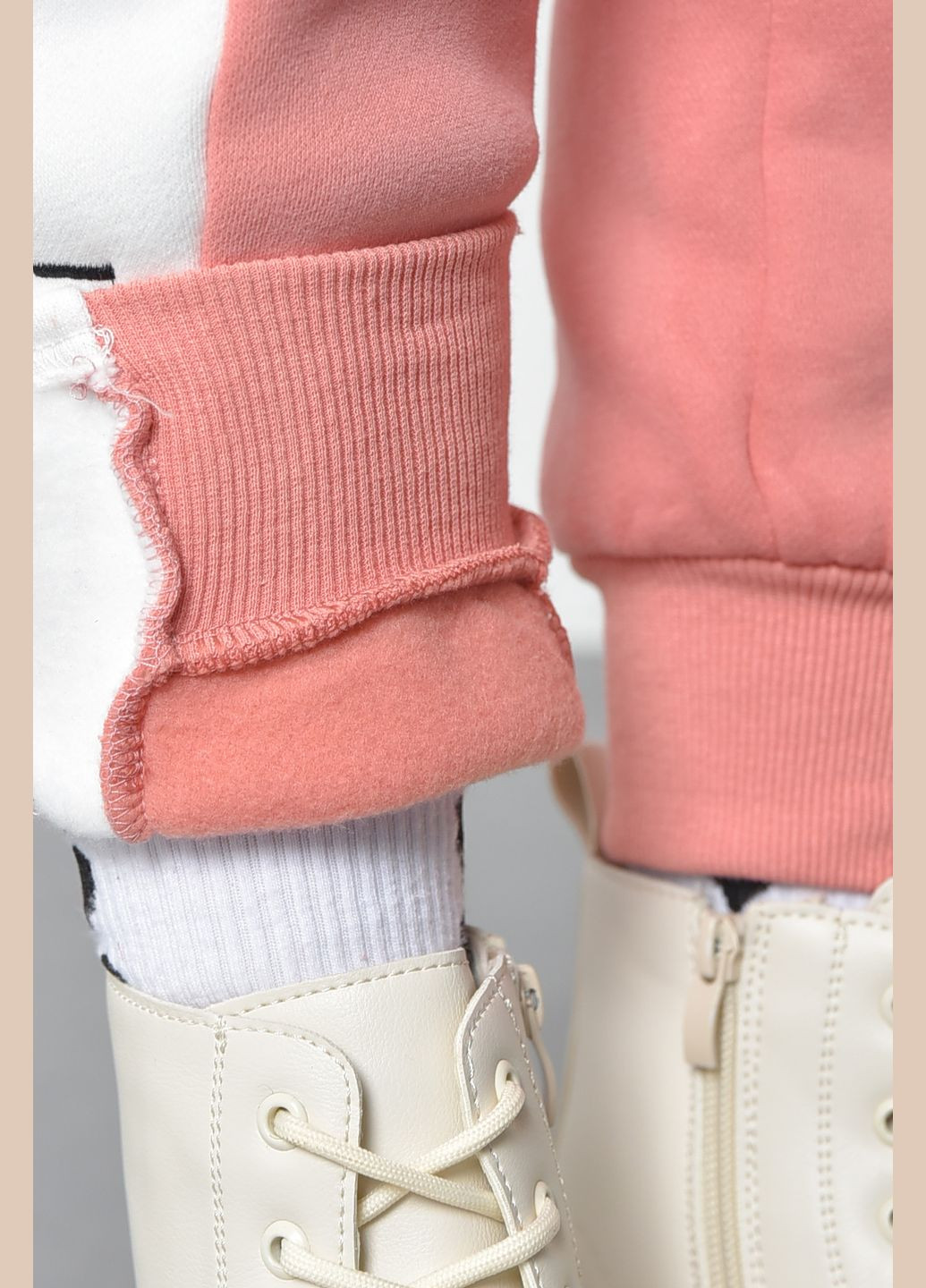 Спортивные штаны женские на флисе темно-розового цвета Let's Shop (294607993)