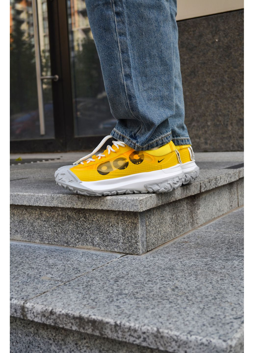 Комбіновані Осінні кросівки чоловічі nike acg mountain fly 2 low yellow light найк асж маунс флай No Brand
