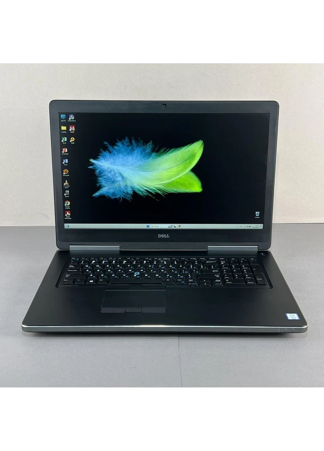 Мобільна робоча станція Precision 7720 / 17.3" (1920x1080) IPS / Intel Core i5-7440HQ (4 ядра по 2.8 - 3.8 GHz) / 16 GB DDR4 / Dell (398129716)